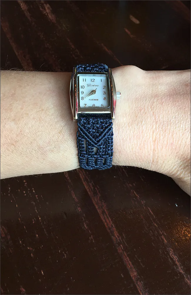 106 Navy - Wide with Art Deco Silver Tank Style Watch