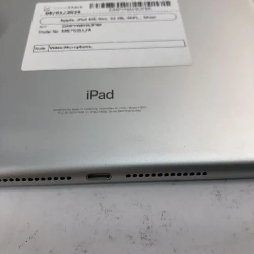 2018 Apple iPad 6th Gen A1893 9.7" 32GB WiFi Silver