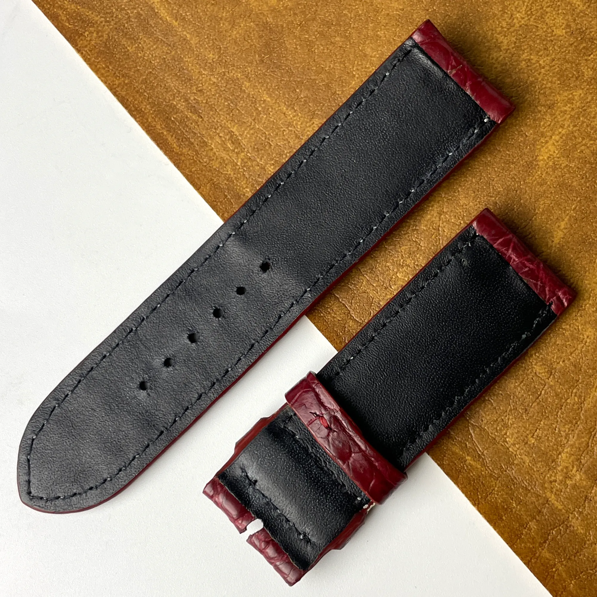 24mm Burgundy Unique Pattern Alligator Leather Watch Strap For Men DH-224-Q