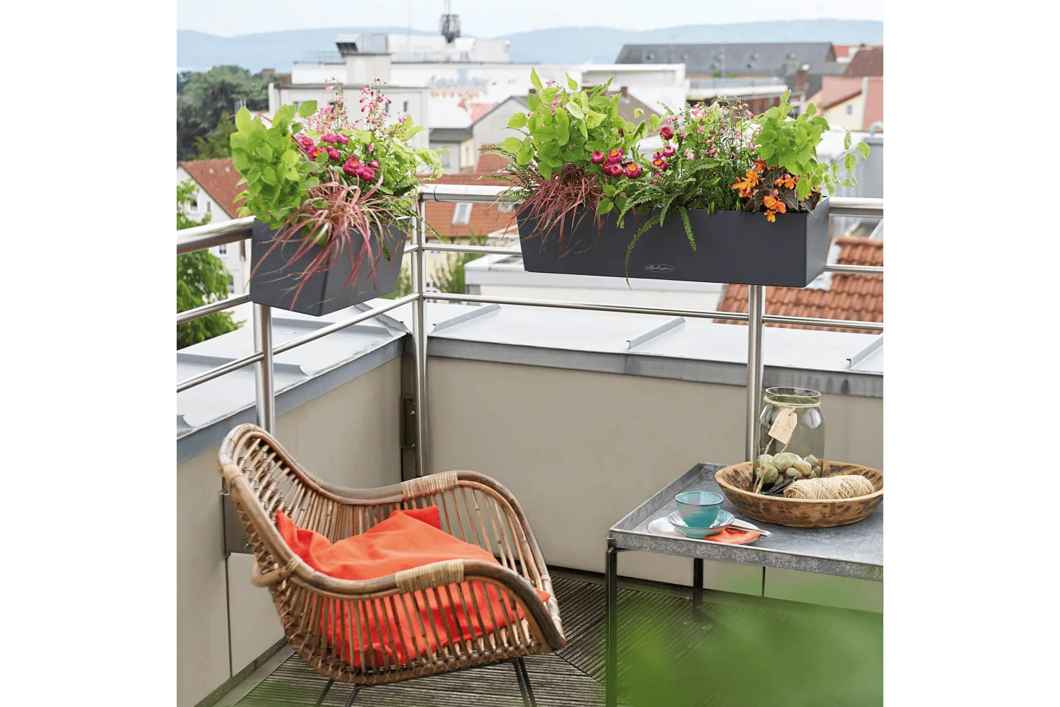 Balconybox with self watering system from Lechuza 50 cm