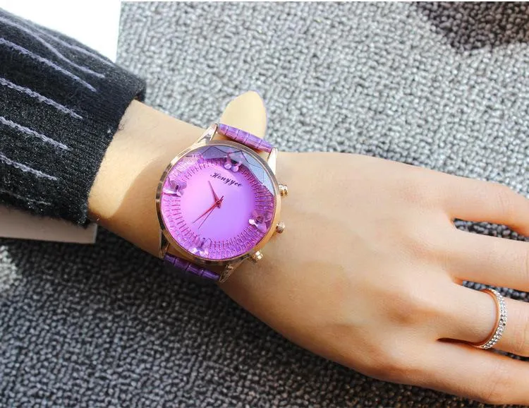 Fashion Women PU Band Butterfly Watch