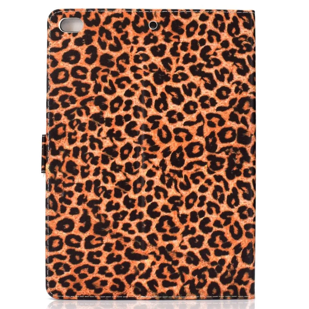 iPad 10.2 (2021) / Air (2019) cool pattern leather flip case - Leopard Texture