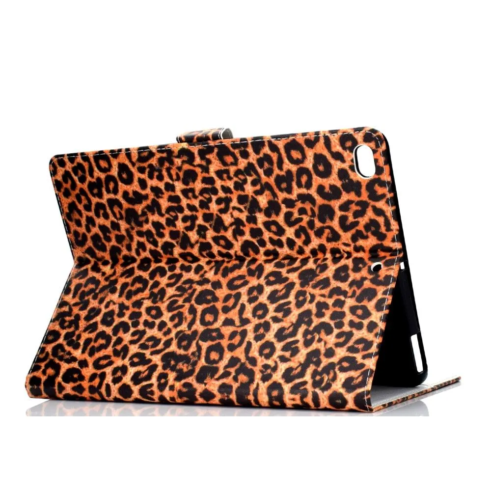 iPad 10.2 (2021) / Air (2019) cool pattern leather flip case - Leopard Texture